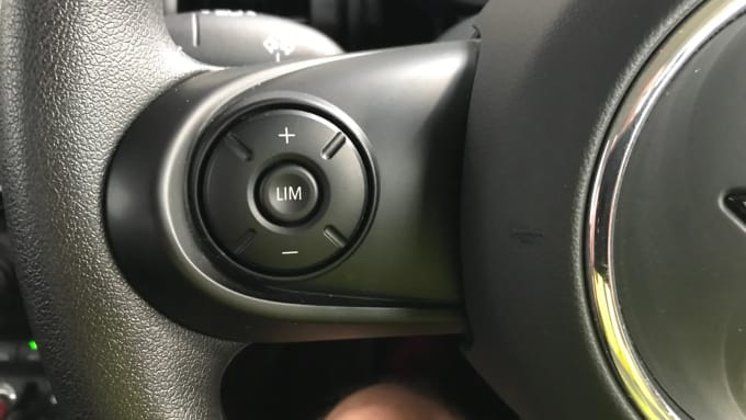 2021 Mini Hatch