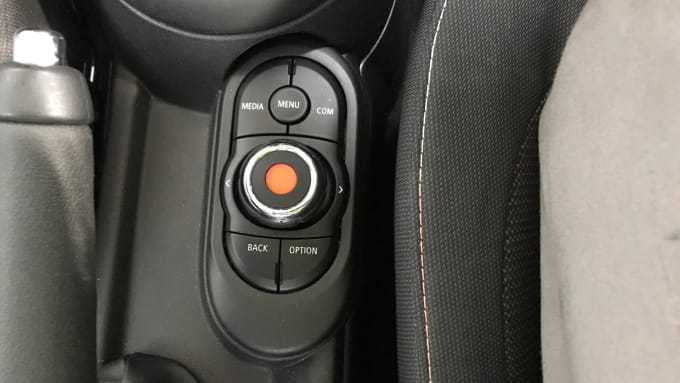 2021 Mini Hatch