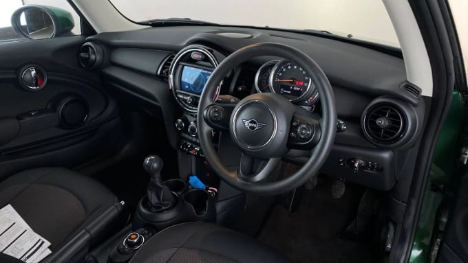 2020 Mini Hatch