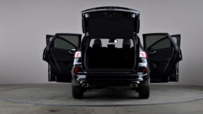 2022 Ford Kuga