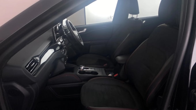 2022 Ford Kuga
