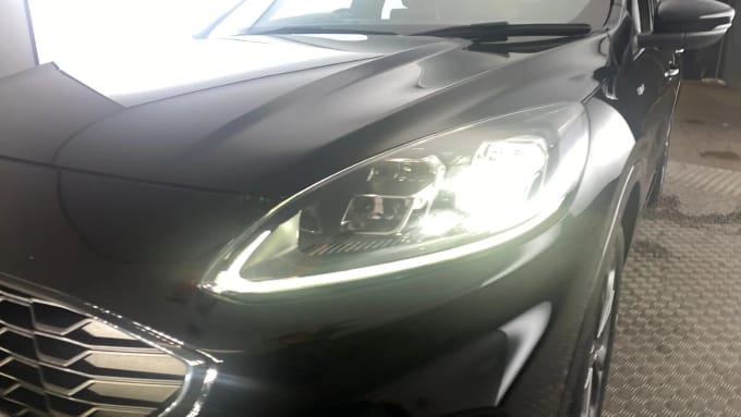 2022 Ford Kuga