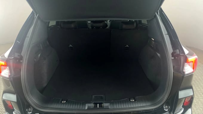 2022 Ford Kuga