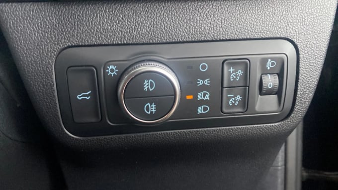 2022 Ford Kuga