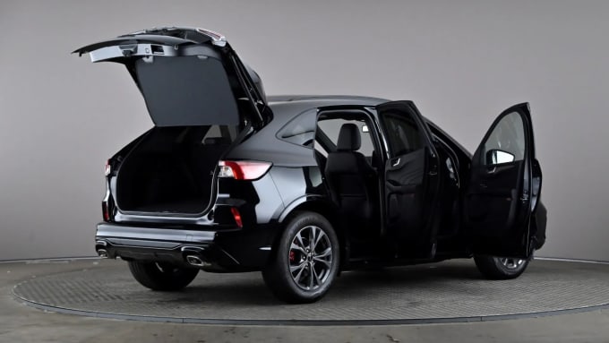 2022 Ford Kuga