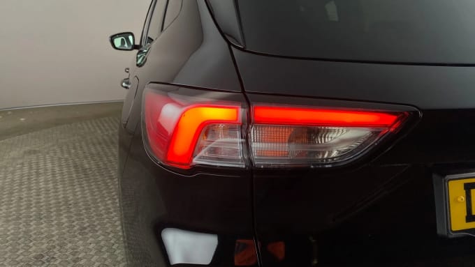 2022 Ford Kuga