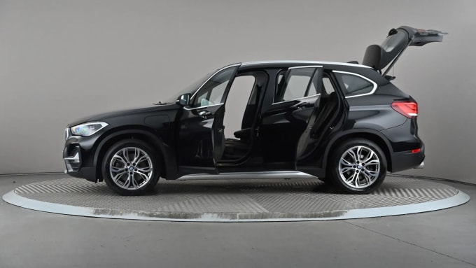 2021 BMW X1