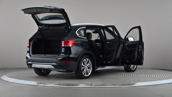2021 BMW X1