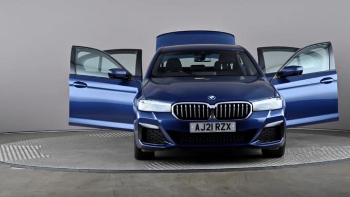 2021 BMW 5 Series