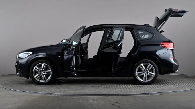 2021 BMW X1