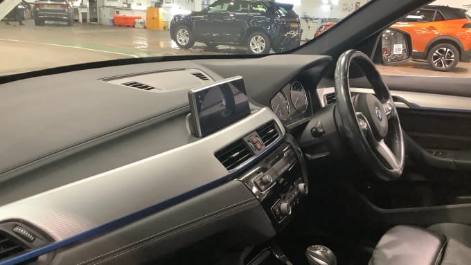 2022 BMW X1