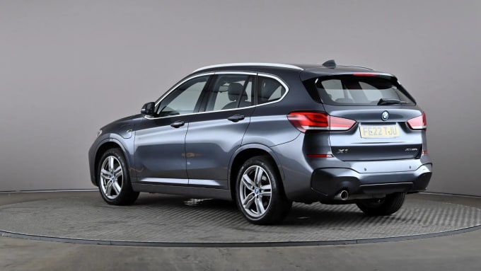 2022 BMW X1