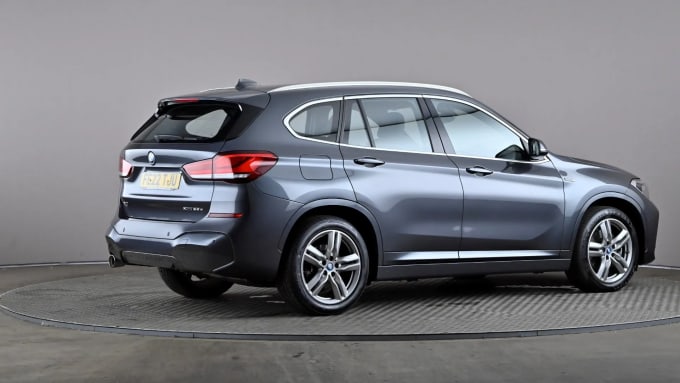 2022 BMW X1