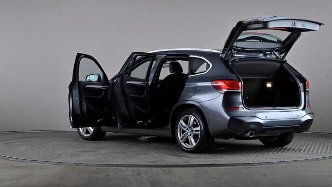 2022 BMW X1