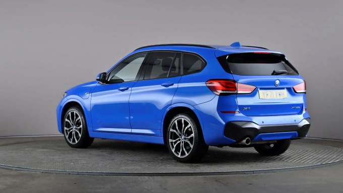 2022 BMW X1