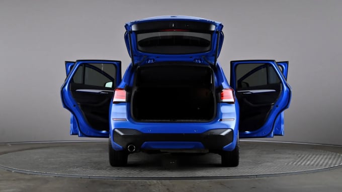 2022 BMW X1