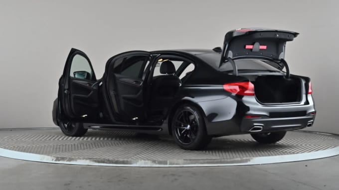 2018 BMW 5 Series