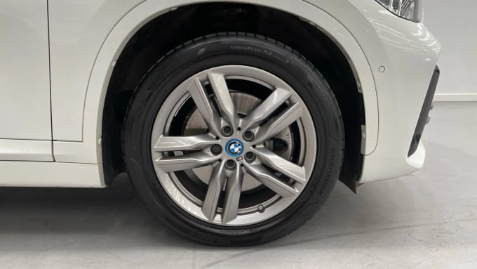 2022 BMW X1