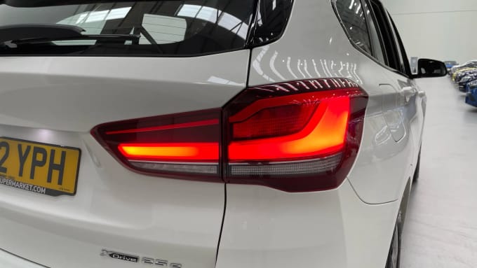 2022 BMW X1