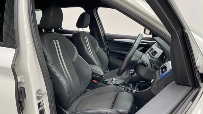 2022 BMW X1