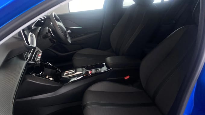 2022 Peugeot 208