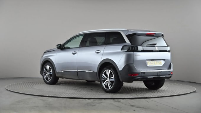 2022 Peugeot 5008