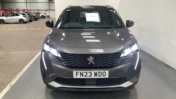 2023 Peugeot 5008