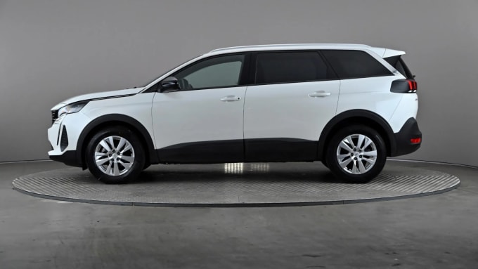 2023 Peugeot 5008