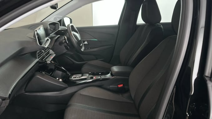 2022 Peugeot 208