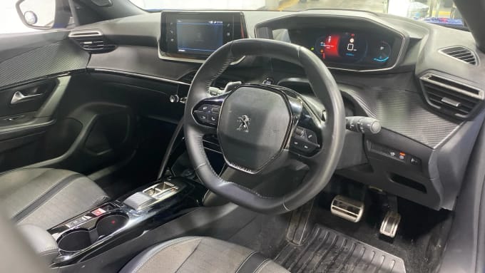 2023 Peugeot 2008