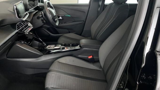 2022 Peugeot 208
