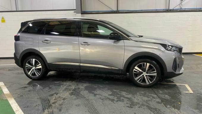 2023 Peugeot 5008