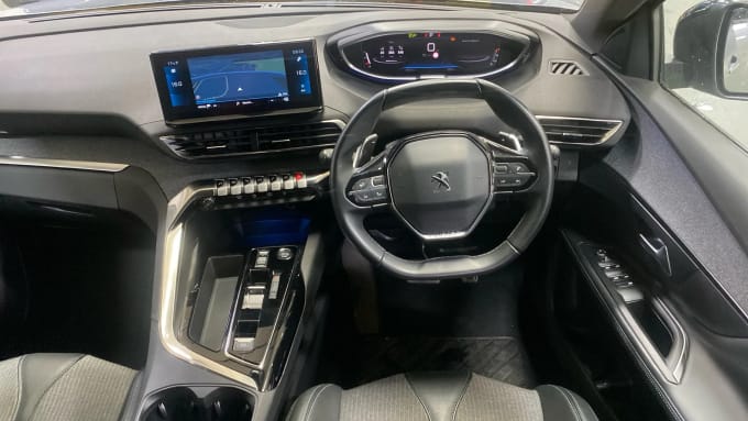 2023 Peugeot 5008