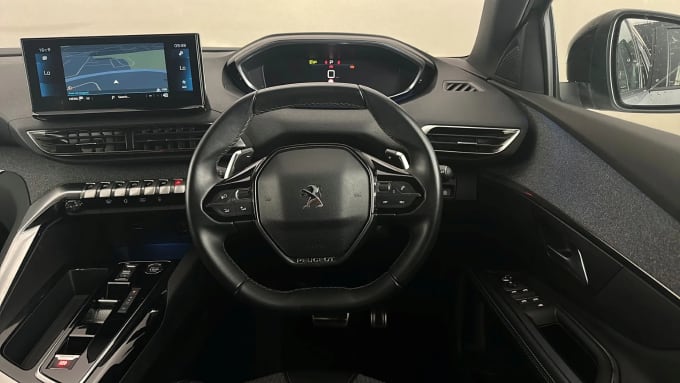 2023 Peugeot 5008