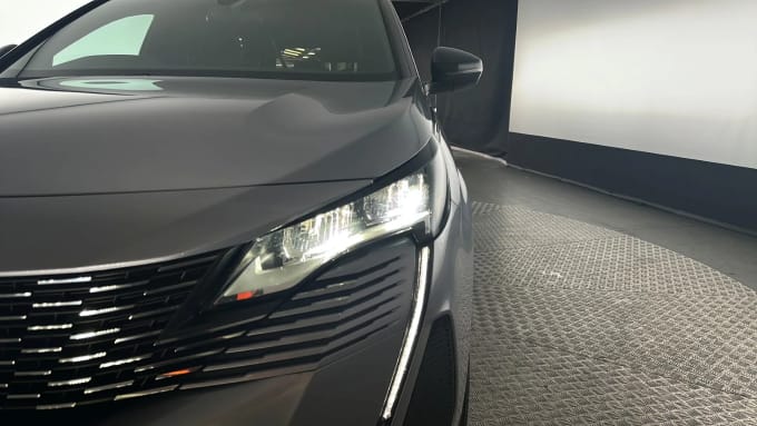 2023 Peugeot 5008