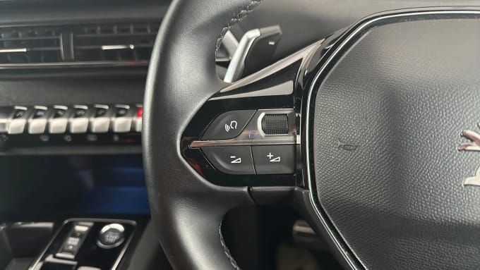 2023 Peugeot 5008