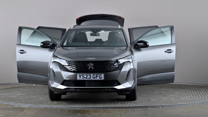 2023 Peugeot 5008