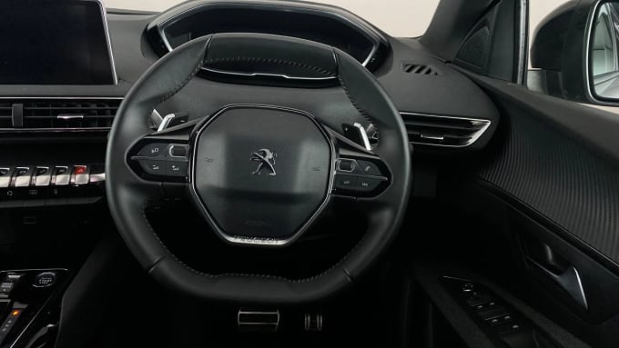 2023 Peugeot 5008