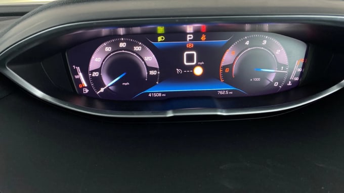 2023 Peugeot 5008