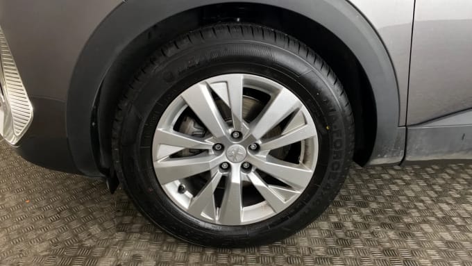 2023 Peugeot 5008