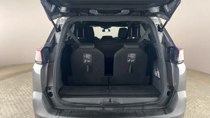 2023 Peugeot 5008