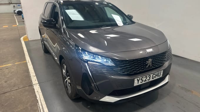 2023 Peugeot 5008