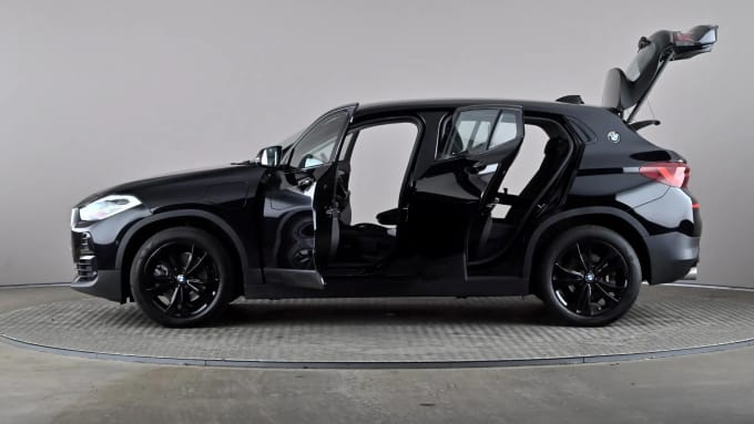 2021 BMW X2