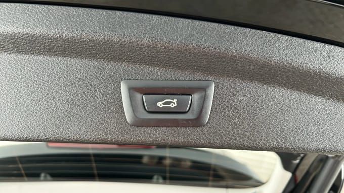 2021 BMW X2