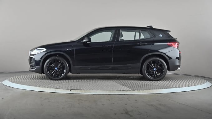 2022 BMW X2