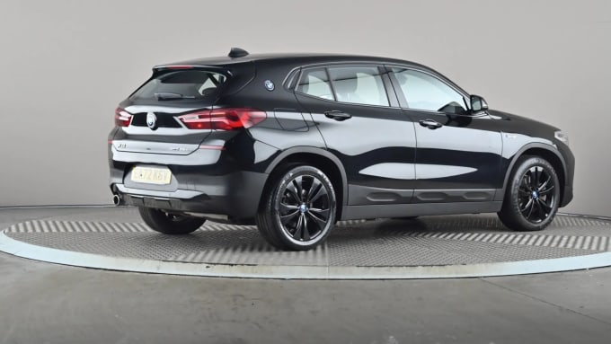 2022 BMW X2