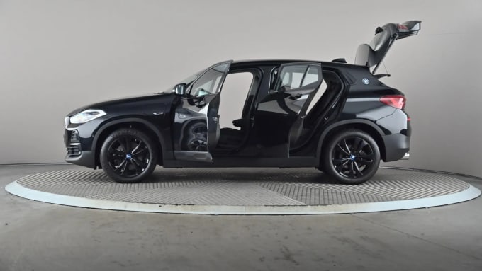 2022 BMW X2