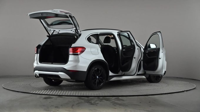 2021 BMW X1