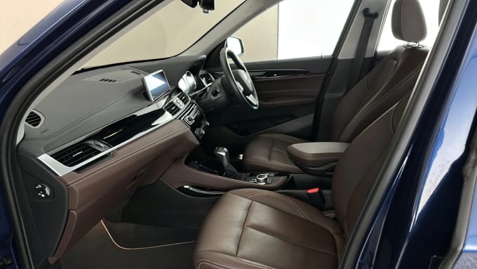2022 BMW X1