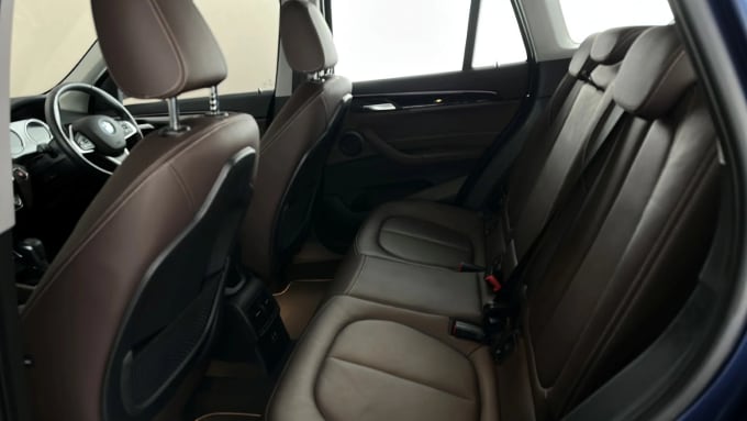 2022 BMW X1